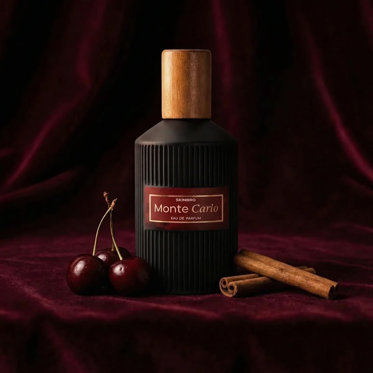 SKINBRO Parfüm Herren Eau de Parfum Monte Carlo Charm 50 ml — Herren Parfüm mit 25% Duftöl — langanhaltender Herrenduft, süß, verführerisch & luxuriös — Männerparfüm hergestellt in Hamburg