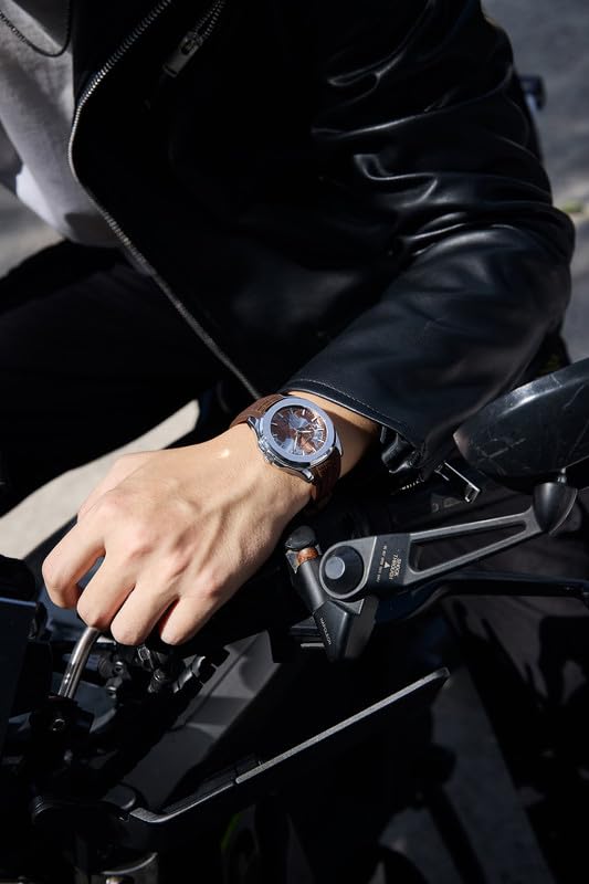 Image of Giordano Stylish World Map Design Analog Watch for Men with Silver Case Round Dial, Textured Silicone Strap, Water Resistant and Date Display Function - GZ-50147