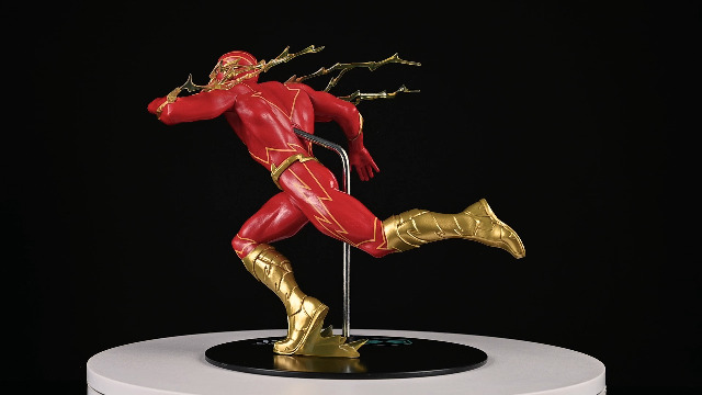 DC Direct The Flash by Jim Lee 1:6 Scale Statue with McFarlane