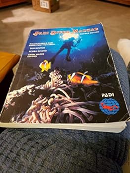 Paperback PADI dive manual Book