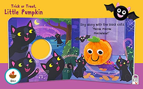 Cottage Door Press 9781680526790 Trick Or Treat Little Pumpkin Finger Puppet Halloween Board Book Ages 0-4 thumb #2