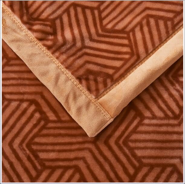 Miniatura 4 de LGYKUMEG Manta de visón coreano, 78.7 x 90.6 in, 9 libras, poliéster, cama tamaño King para invierno, gruesa, cálida, manta Raschel de 2 capas para