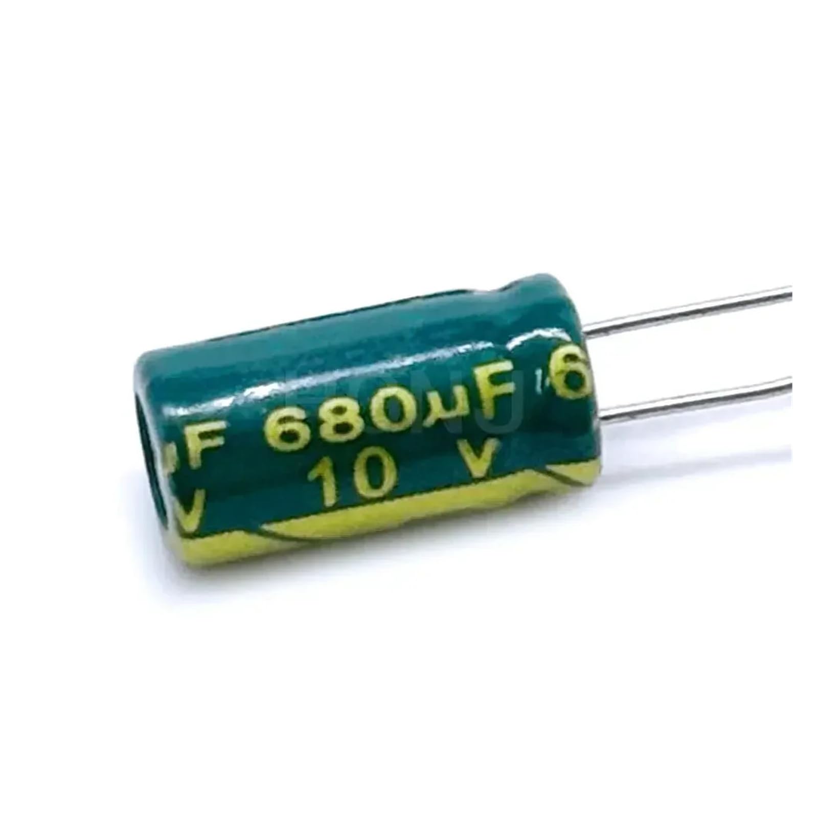 Condensateur 680mfd 10v électrolytique pour réparer les pannes d'alimentation électrique