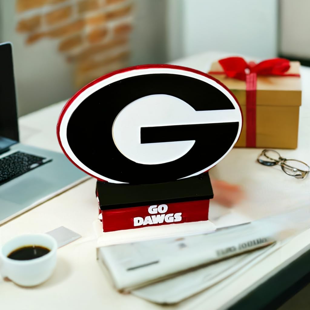 College Bronze Georgia Bulldogs Table Top Solid Statue Accessory for Office and Home Decor