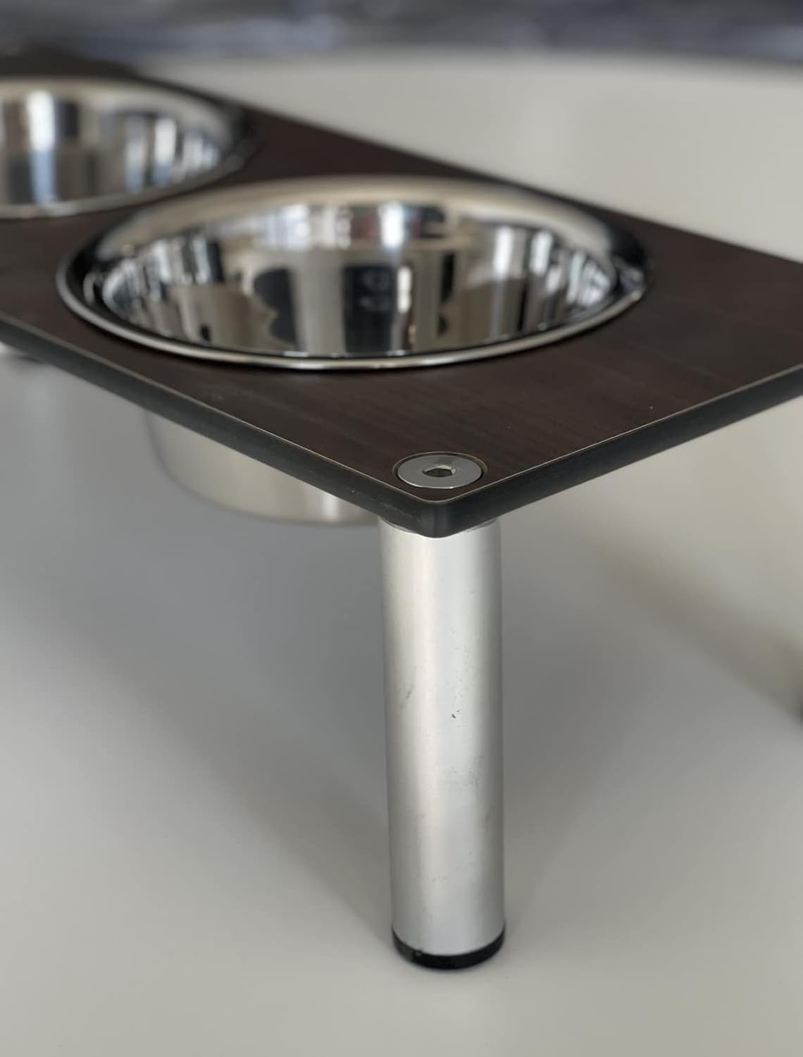 Raised Pet Bowls for Cats and Dogs, Outdoor Elevated Dog Cat Food and Water Bowls Stand Feeder on Aluminum Legs with 2 Stainless Steel Bowls Sizes for Small Medium and Large Dogs. Large (Tosca)