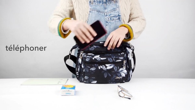 Sac Bandoulière Femme Imperméable – 30x15x23 Cm, 11 Poches – Léger, Réglable – Pour Quotidien, Voyage, Shopping