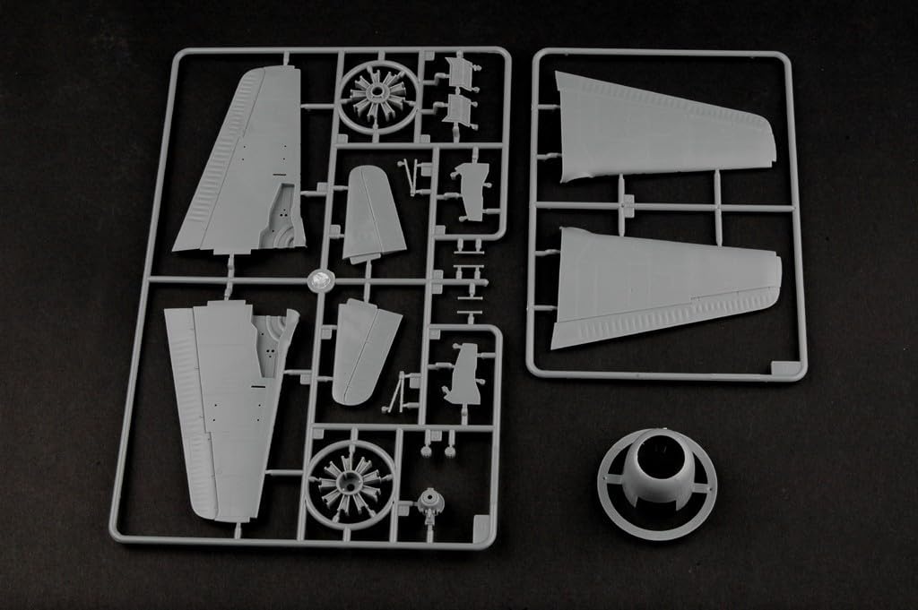 Hobby Boss F8F-1 Bearcat Airplane Model Building Kit