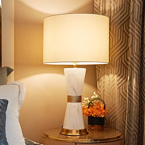 Lampe de Bureau pour lire sans fatigue oculaire grâce à l'abat-jour blanc