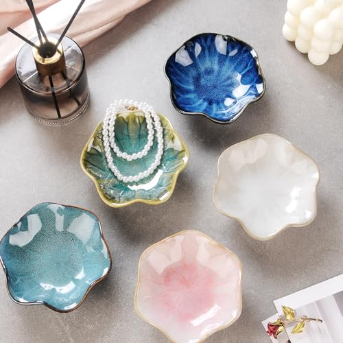 Image of JAMEND CLXP 2PCS Lotus Leaf Shape Ring Holder Dish, Small Key Bowl, Ceramic Trinket Tray Jewelry Dish Organizing Necklace Earrings for Mom Friend Sister, All Jewelries Are NOT Included. Blue+Pink.
