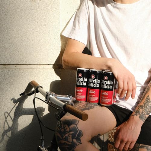 Estrella Galicia Especial - Cerveza Lager Especial, Pack de 24 Latas x 33 cl, Sabor Ligero y Amargo, Aroma a Lúpulo, 5,5% Volumen de Alcohol