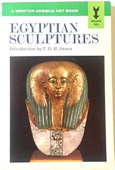 Paperback Egyptian sculptures (A Mentor-Unesco art book) Book