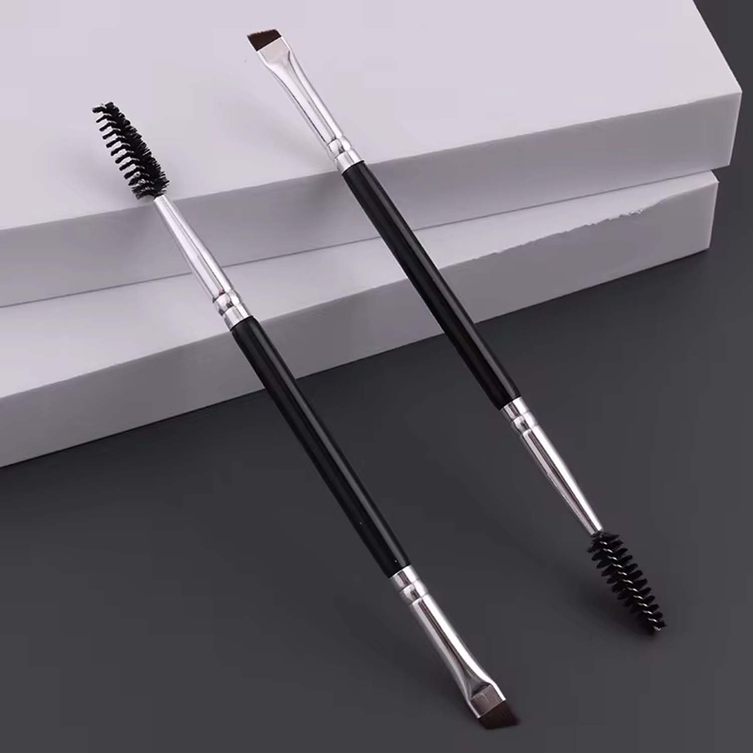 Duo Cepillos de Cejas en Ángulo, Pincel y Brocha para Cejas, Sombra de Ojos y Tinte de Pestañas