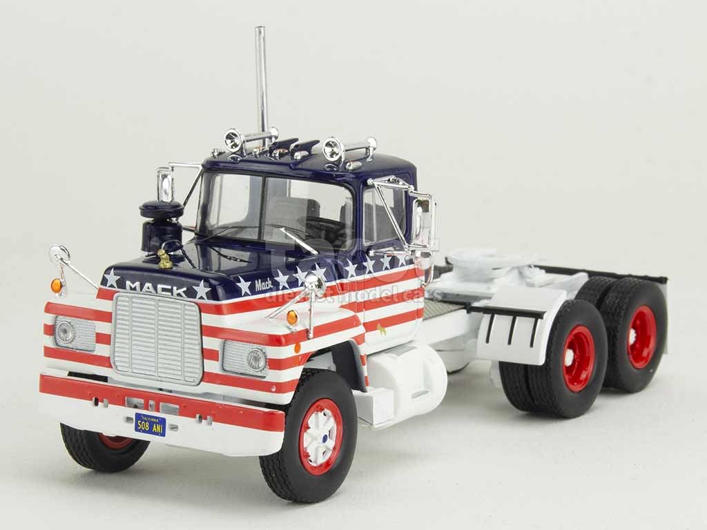 1966 R Series Truck Tractor American Flag Livery 1/43 Diecast Model by IXO Models U43TR001
