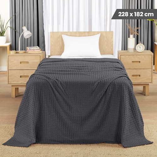 Utopia Bedding 100% Baumwolle Waffeldecke Kuschedecke 300 GSM (Anthrazit - 228 x 182 cm) weiche leichte, atmungsaktive tagesdecke, Sofa & Couch überwurf für alle Jahreszeiten