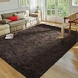 Ultra doux et antidérapant : doté d'une surface de tapis à poils longs, le tapis MOONLIGHT20015 Soft Area est incroyablement doux avec une couche intermédiaire en éponge haute densité. Plus de perte de poils et un fond antidérapant amélioré. Les petits points antidérapants de haute densité et durables au fond améliorent la friction pour l'empêcher de glisser. Pas besoin d'un coussinet supplémentaire en dessous. 