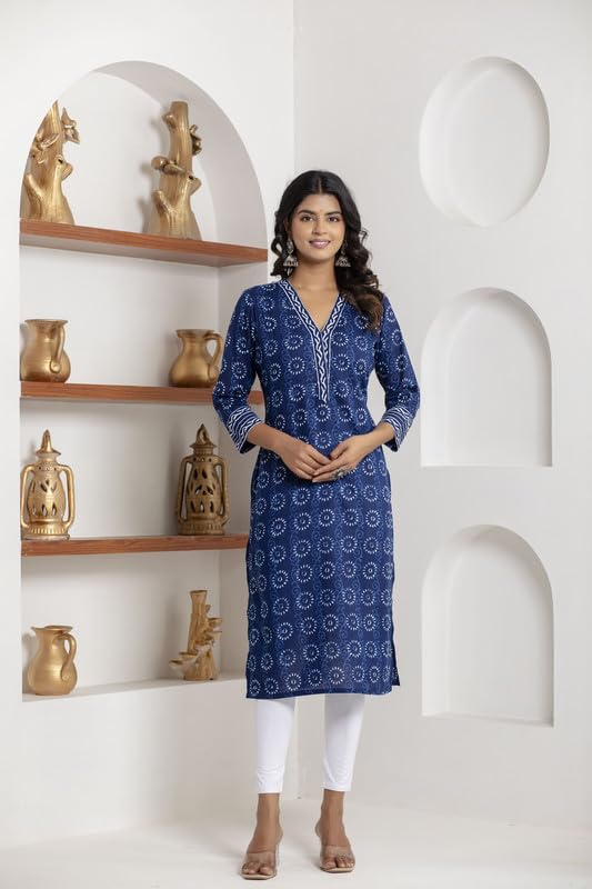 Image of Women Pure Cotton White and Blue Striped Printed Kurta