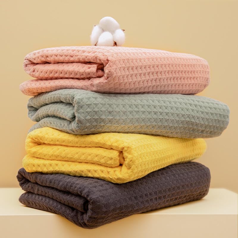 Hilly Homes™ - Super Soft Organic Cotton Bath Towel with Beautiful Waffle Weave Design (Large Size: 140 cm X 75 cm) (Cream)
