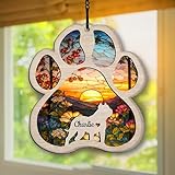 Fácil de usar: como recuerdo de pérdida de mascota conmemorativa para conmemorar a tu querido perro/gato, tu mejor amigo. Mantén preciosos recuerdos de tu mascota contigo con nuestros colgantes de vidrieras. Cuélgalo en tu ventana, sala de estar, jardín, lugar favorito de mascotas o cerca de la foto de tu mascota. Cuando el sol fluye, hazlo brillante, aportando gran alegría y felicidad.