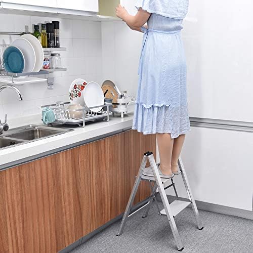 Kingrack 2 Step Ladder, Aluminium Folding Ladder,Portable Slim Step Stool, Safety Household Ladder Stepladder with Multi-function, Silver