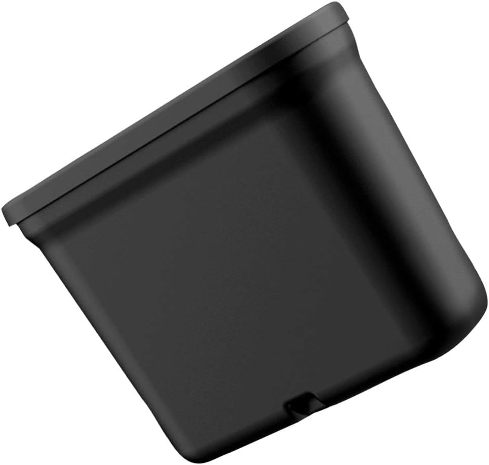 secchio della spazzatura per auto