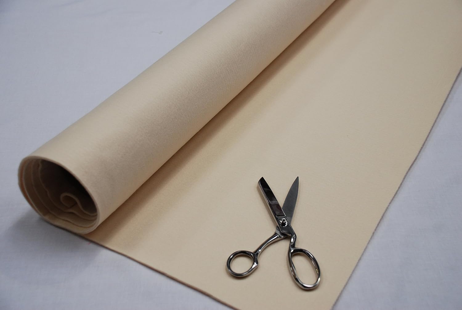 3 mm dicker Acryl-Filz, Baize-Handwerk, Pokerstoff, vorgeschnitten, 1 m, 150 cm x 100 cm, elfenbeinfarben