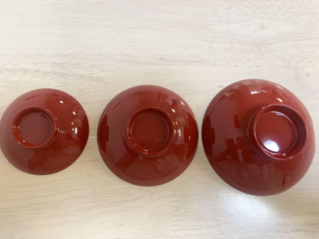 値下げ！純銀製銀杯　三段箱入り Amazon.co.jp: 太宰府天満宮 三段盃(杯) 漆器 さかずき 箱入り