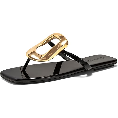 Coutgo Womens Flat Sandals Flip Flops Comfortable Slide Sandals Summer Beach Shoes with Metal Decoration