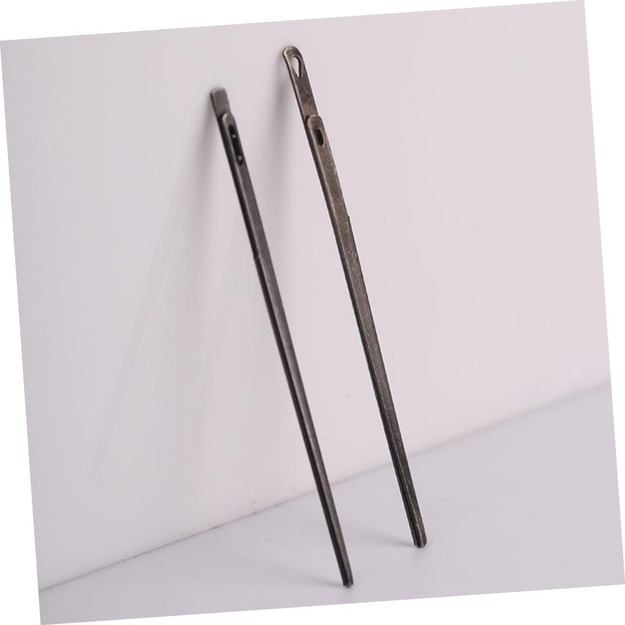 HOODANCOS 2Pcs Leather Sewing Needles Steel Hand Stitching Needles for Leather Crafts Lightweight for DIY Leatherwork and Craft Projects