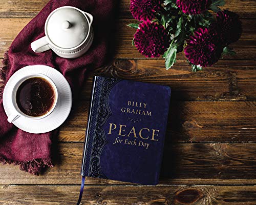 Image of Peace for Each Day, Large Text Leathersoft: Devotions to Comfort Your Soul and Calm Your Mind (A 365-Day Devotional)