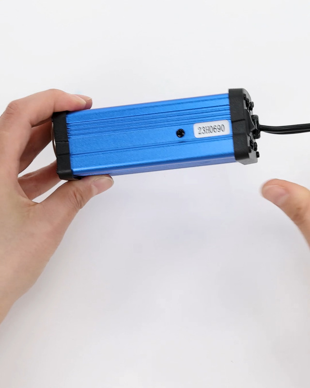 Amazon | メルテック(meltec) 車載用 インバーター 3way(USB&