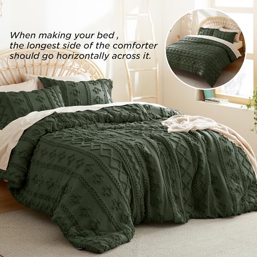 Bedsure Tufted Boho Comforter Set King Size - Olive Green Boho Bed Set, GentleSoft™ 3 Pieces Farmhouse Shabby Chic Embroidery Bedding, Gifts for Woman, Soft Jacquard King Comforter for All Seasons