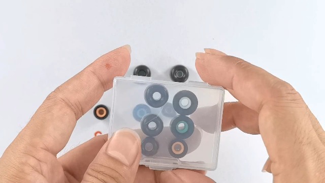 SONY WF-1000XM4 動作確認済／イヤーチップ付き／美品 Amazon.co.jp: COMPLY フォームイヤーチップ Sony TrueWireless