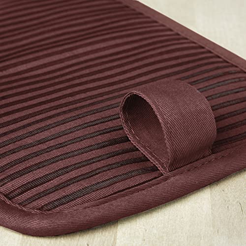 Kitchenaid Beacon Two-Tone Non-Slip Pot Holder Set, Smoked Paprika, 7"X10", 2 Piece #TOP2