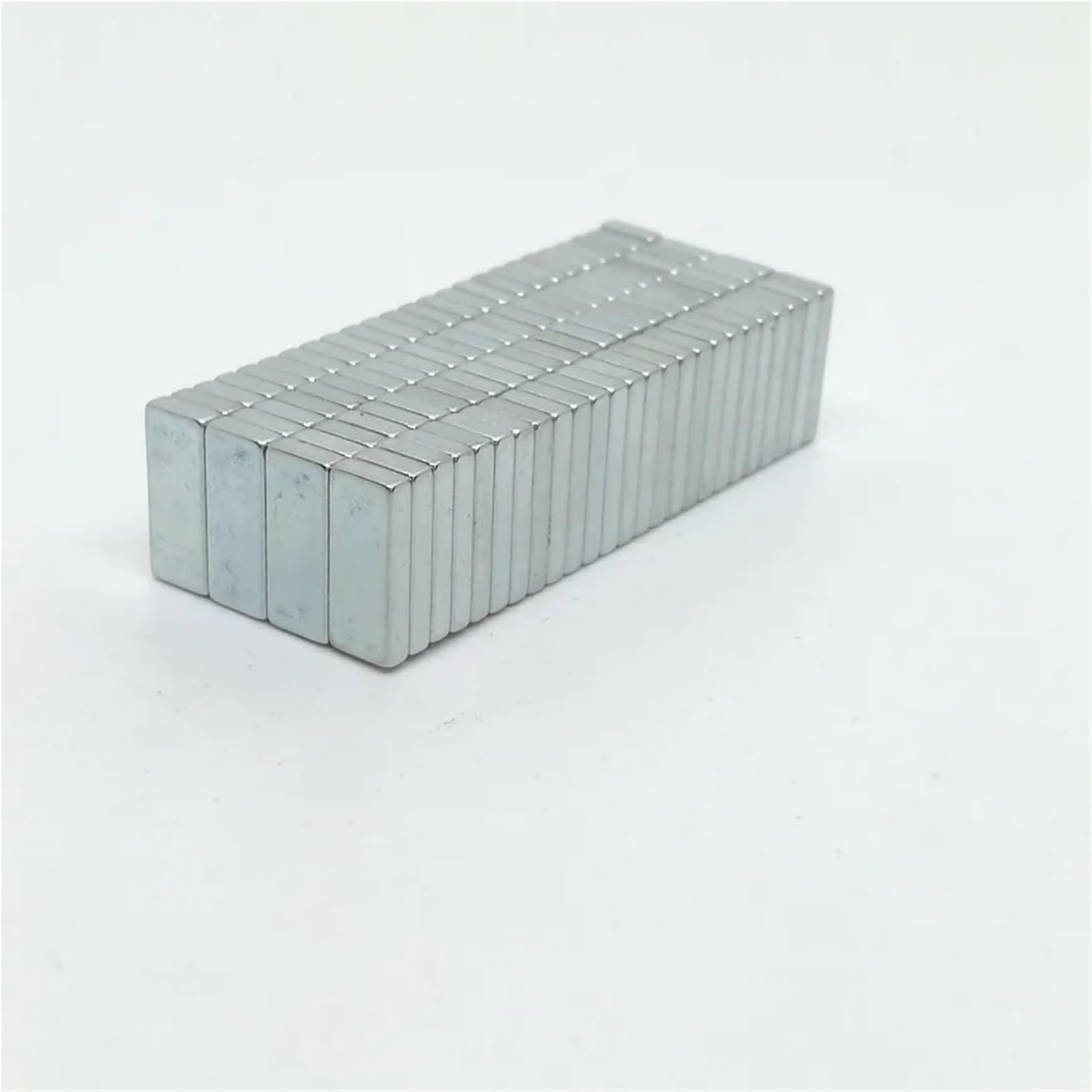 10 50 100 unids/lote N52 imán NdFeB 12 * 5 * 2 tamaño estándar Mm bloque potente imanes permanentes de neodimio de tierras raras 12x5x2(50PCS N52 F12x5x2mm)