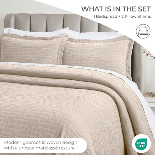 Superior 3 Piece Cotton Bedspread and Sham Set, Home Bed Decor, Decorative Bed Spread, 2 Pillow Shams, Medium Weight, Geometric Matelasse Coverlet, Bedding Essentials, Madrid Collection, Full, Beige