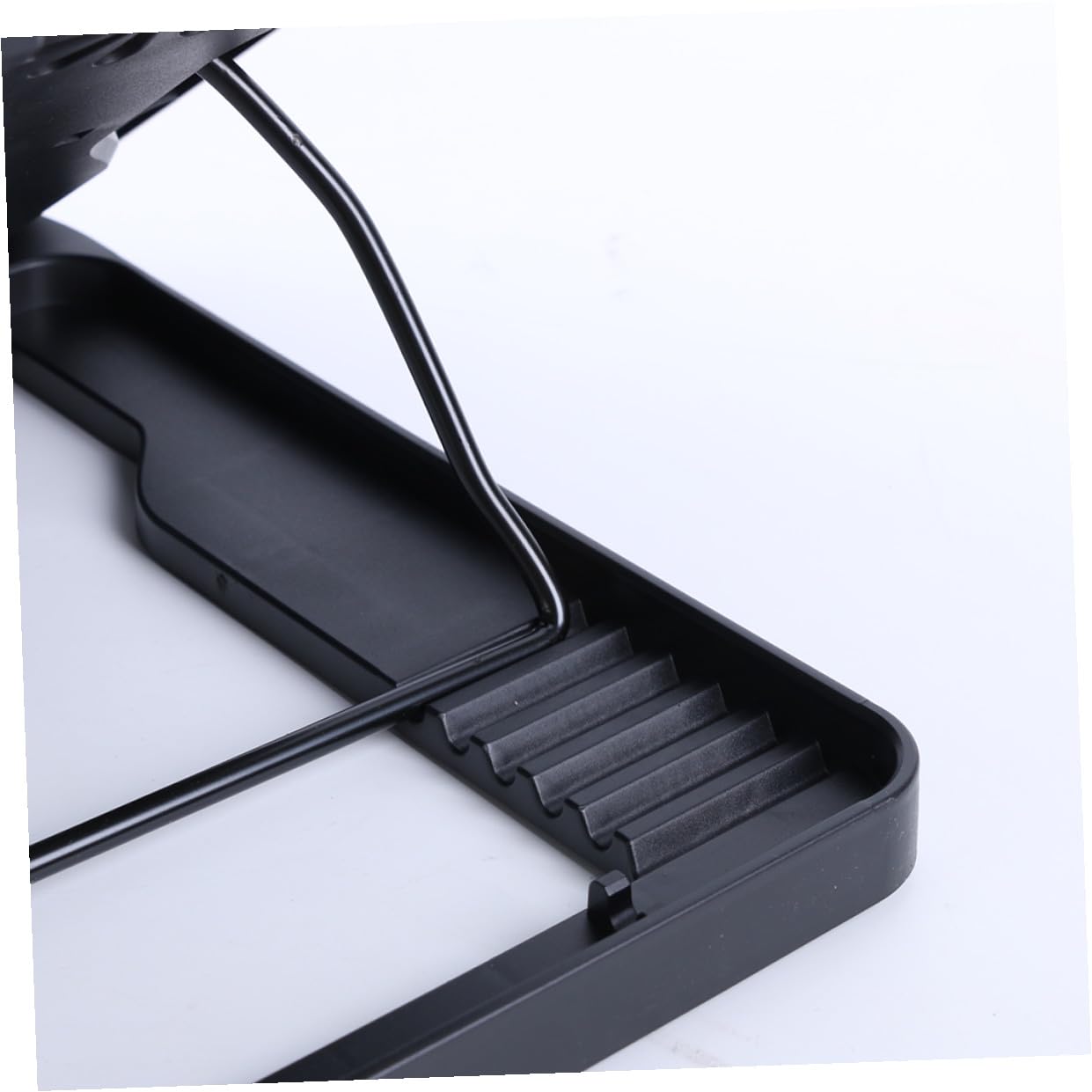 Yardwe Base Enfriadora Multiángulo Ajustable 5 Ventiladores para Computadora Portátil Diseño Ultradelgado y Antideslizante Adecuado para Decoracion Verano