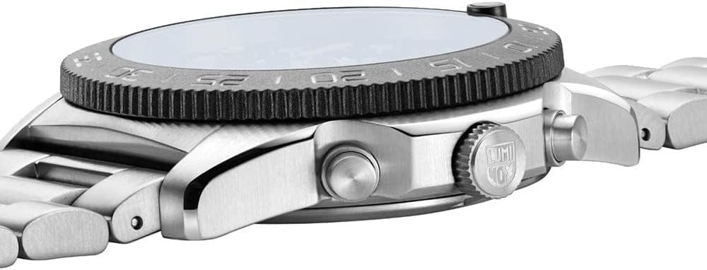 Luminox