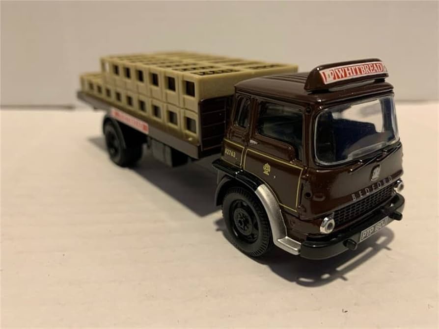 ミニカー corgi 23202 bedford tk plateforme camion ミニカー corgi 23202 bedford tk plateforme camion Amazon.com