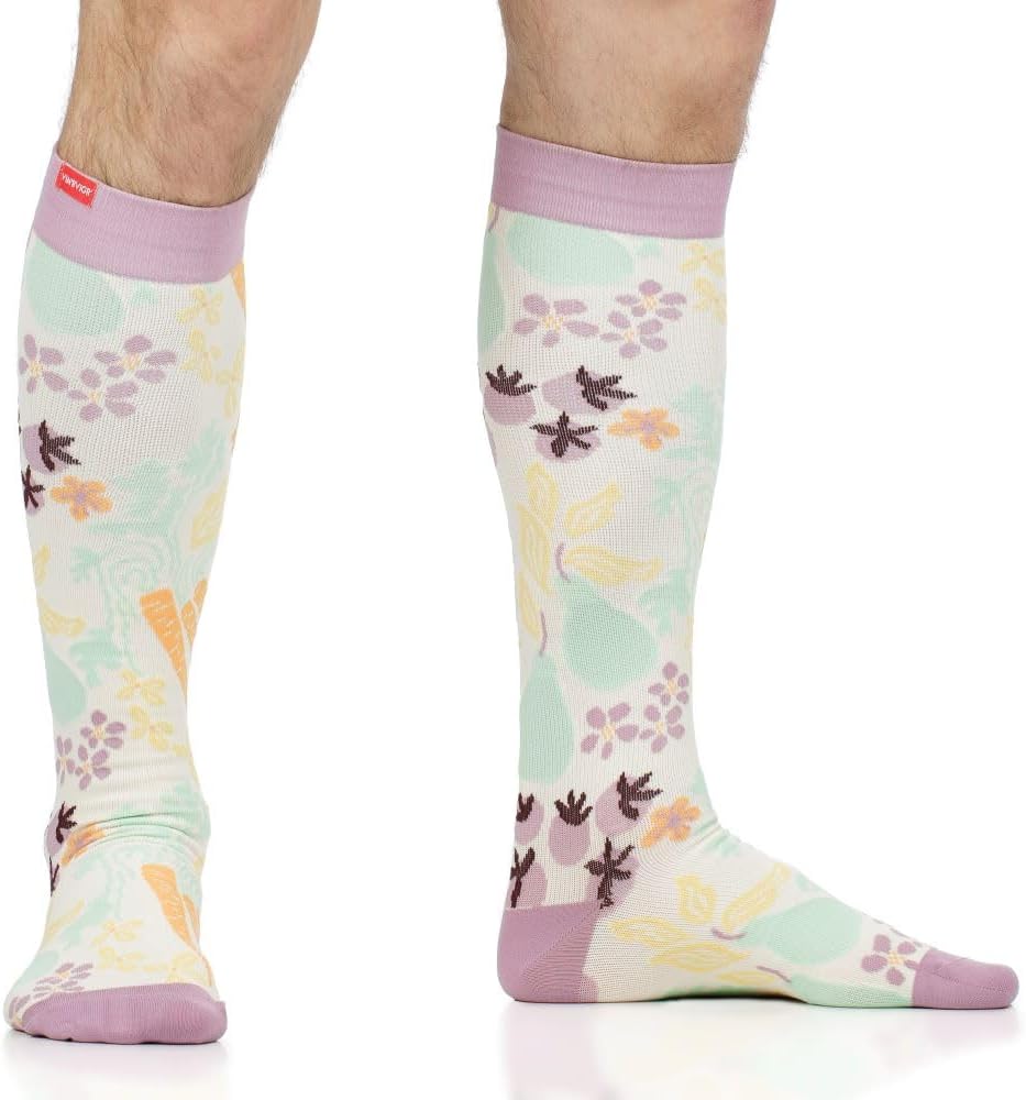 VIM & VIGR Nylon 20-30 mmHg Graduated Compression Socks