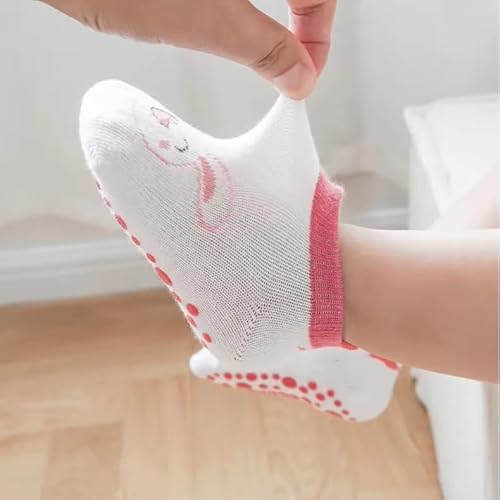 6 Pairs Non-slip 3D Cartoon Grip Ankle Boys and Girls Socks with Non Skid for Babies Toddlers and Kids Back to School, Breathable Low Cut Anti Skid Socks for Kidss