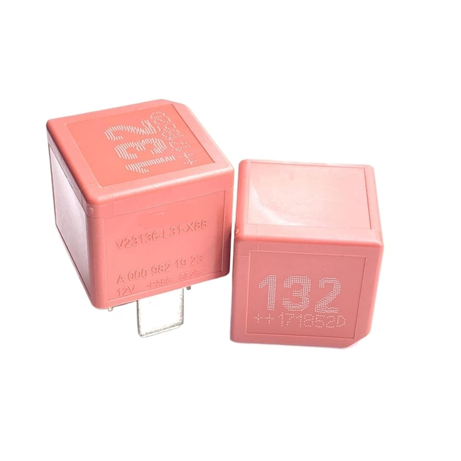 V23136-L31-X88 V23136-L31-X88 V23136-L31-X88 NO.132 12VDC 4Pin Relay 1Pcs