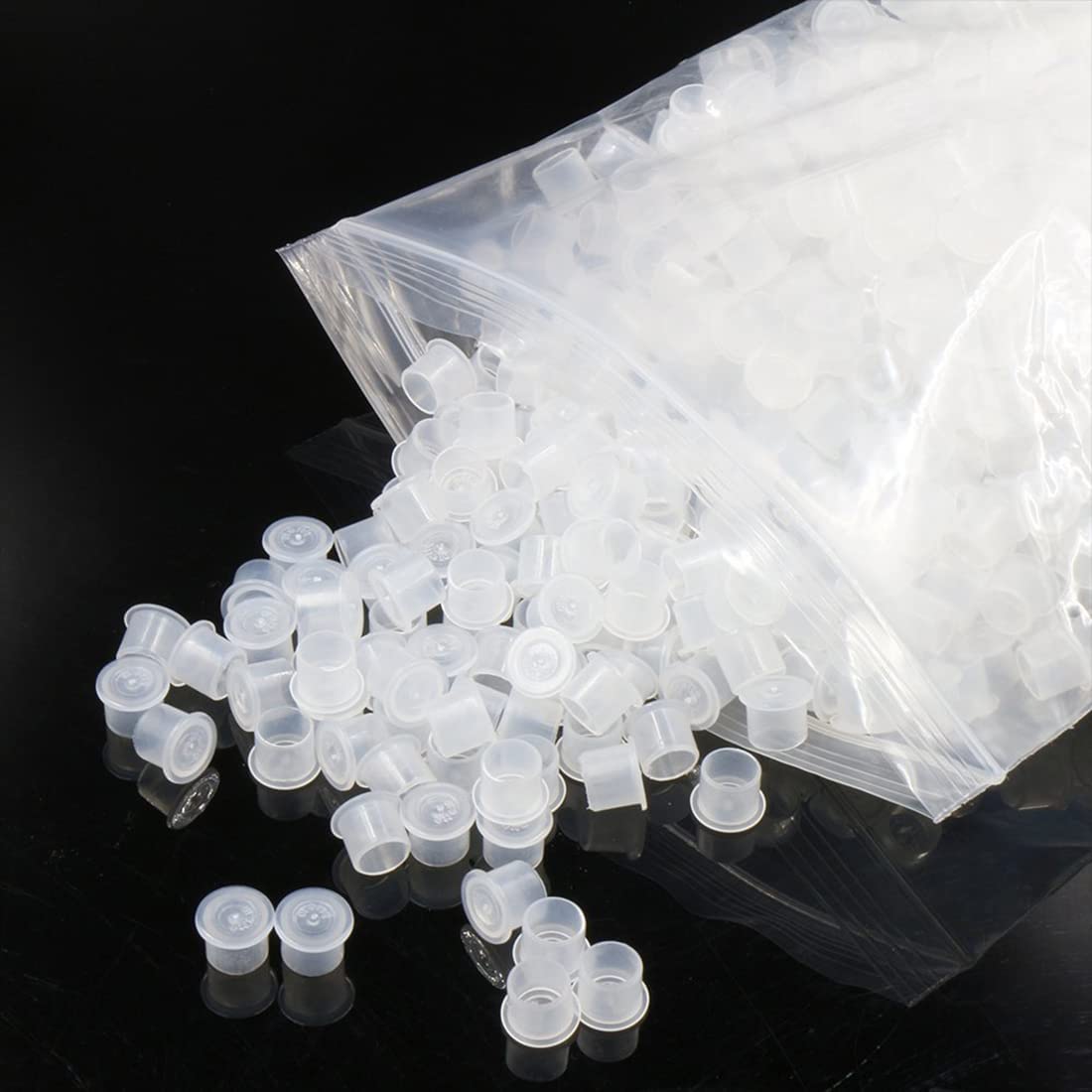 100 sztuk kubków do tuszu do tatuażu, jednorazowe kubki, kolorowe nakładki, plastikowe pojemniki na farby, małe miseczki do pigmentu, plastikowe miseczki do tatuażu, pojemnik na pigmenty