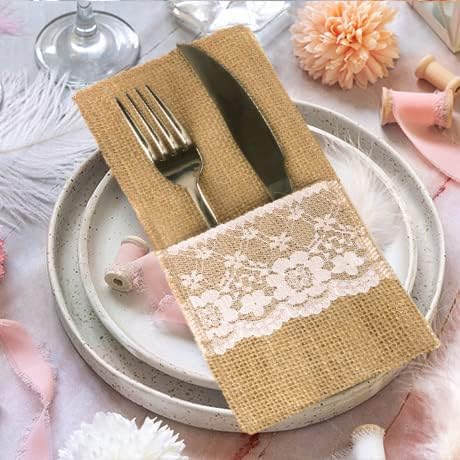 Jcevium - Lot de 50 porte-couverts en toile de jute - 21 x 11 cm - Pour couteaux et fourchettes - Décoration de mariage en toile de jute et dentelle Jcevium - Lot de 50 porte-couverts en toile de jute - 21 x 11 cm - Pour couteaux et fourchettes - Décoration de mariage en toile de jute et dentelle