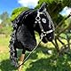 Hobby Horse Friese Schwarz A3 – Steckenpferd Komplettset mit Zaumzeug, Zügeln, Gebiss & weißer Fliegenhaube – Friesenpferd Spielzeug für Kinder