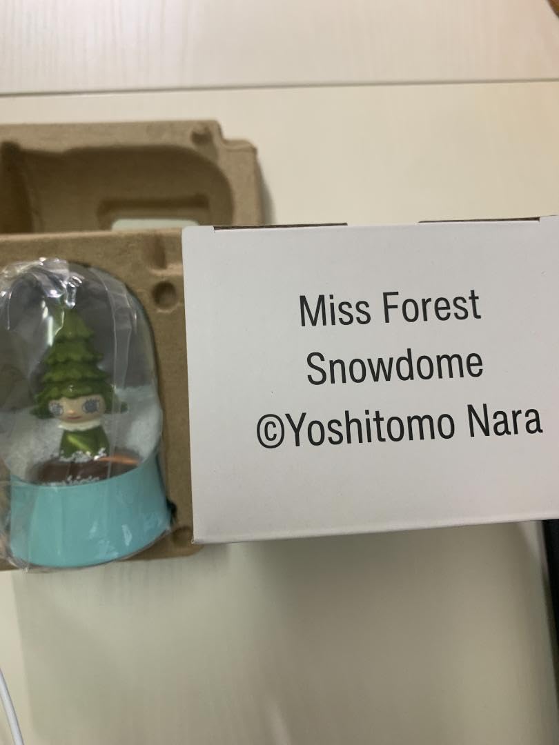 Amazon.co.jp: 限定 Miss Forest Snowdome Yoshitomo Nara スノー