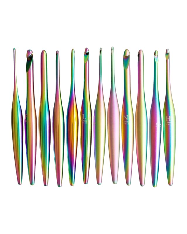 Furls Crochet Hook Limited Edition Matte Aura Streamline Metal Ergonomic Handle Crochet Hooks 7 (Matte E - 3.50MM)