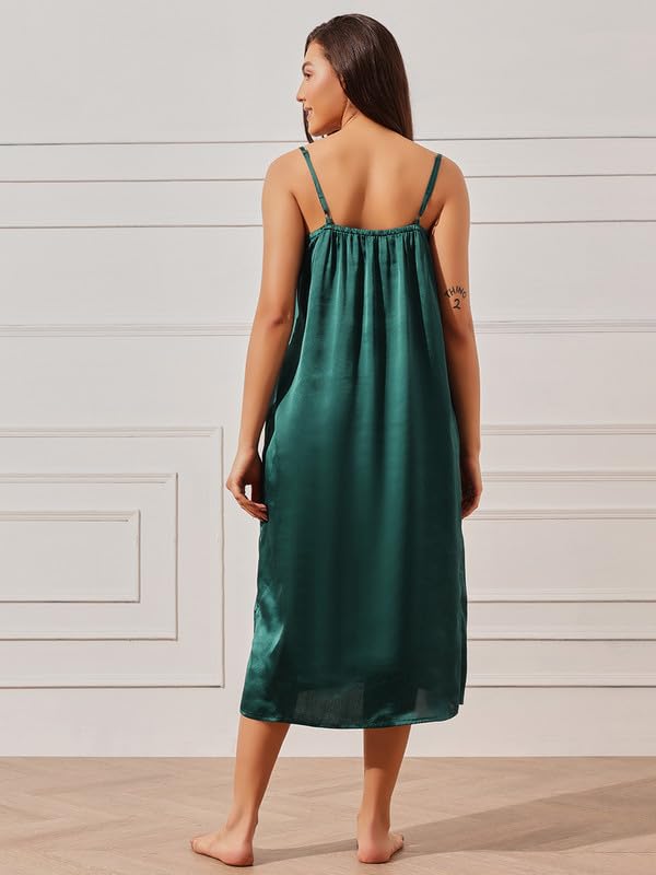 Image of Clovia Women's Satin Solid Long Nighty & Printed Robe Set