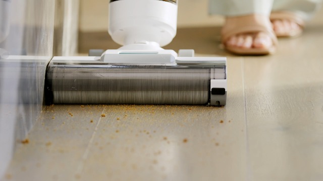 Kenmore HF5010 AquaLite 3-en-1 Aspiradora Inalámbrica Húmeda y Seca para Piso Duro con Secado Automático del Aire, 35 Minutos de Duración y Escobilla Autolimpiante de Un Borde para Superficies