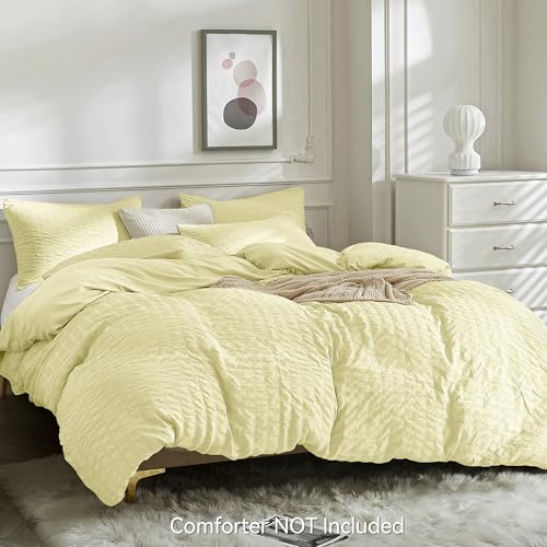 Image of JELLYMONI Seersucker Duvet Cover Set King, 3pcs Light Yellow Polyester | In Spacious Master, Couples & Pets, Crinkled Texture, Oeko-Tex Certified, 8 Corner Ties & Hidden Zipper