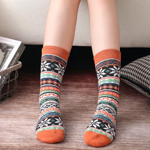 Image of Wool Socks for Women Men, Winter Warm Knit Crew Boot Socks 5 Pairs